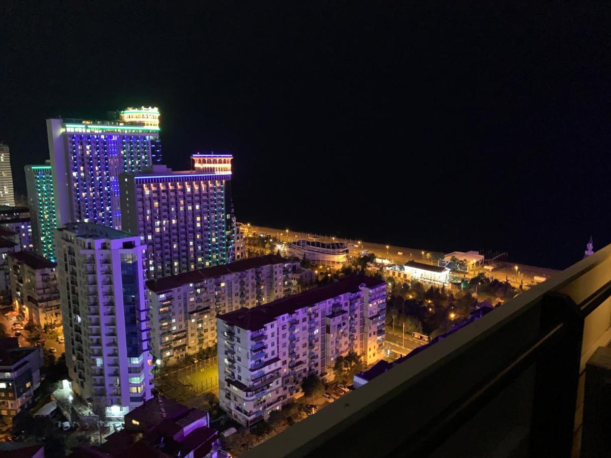 Vip Aparthotel Orbi City Sea View Batumi Ngoại thất bức ảnh
