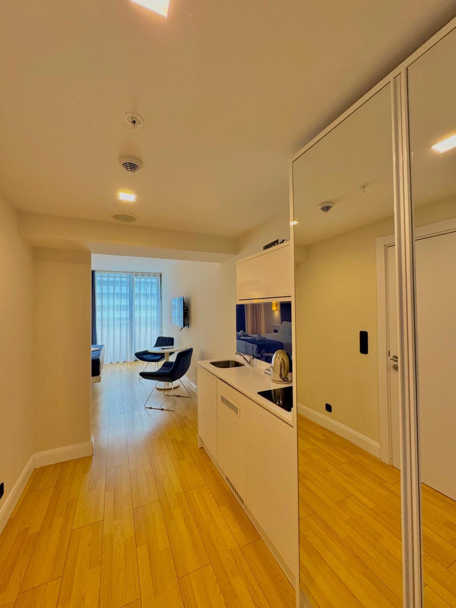 Vip Aparthotel Orbi City Sea View Batumi Ngoại thất bức ảnh