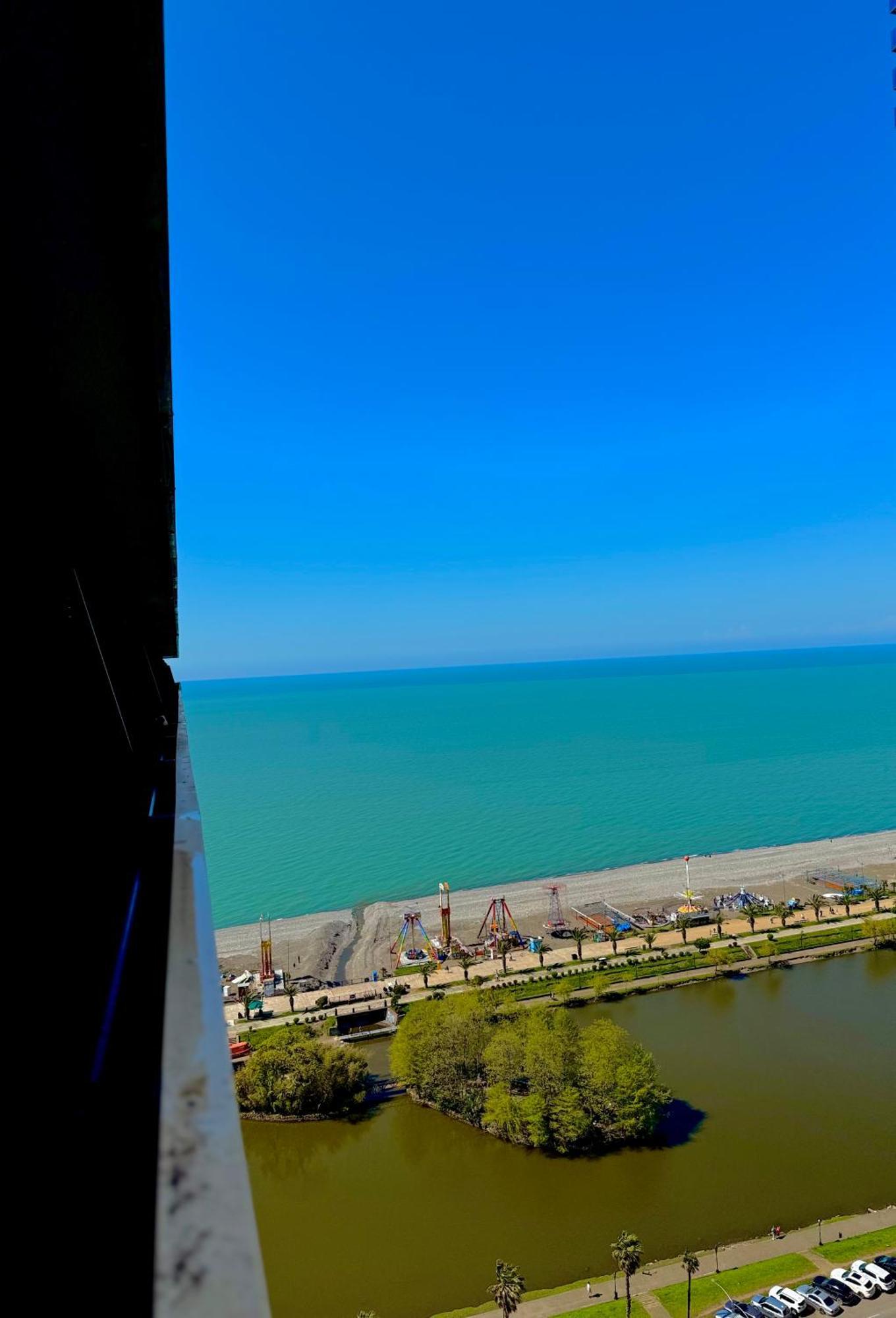Vip Aparthotel Orbi City Sea View Batumi Ngoại thất bức ảnh